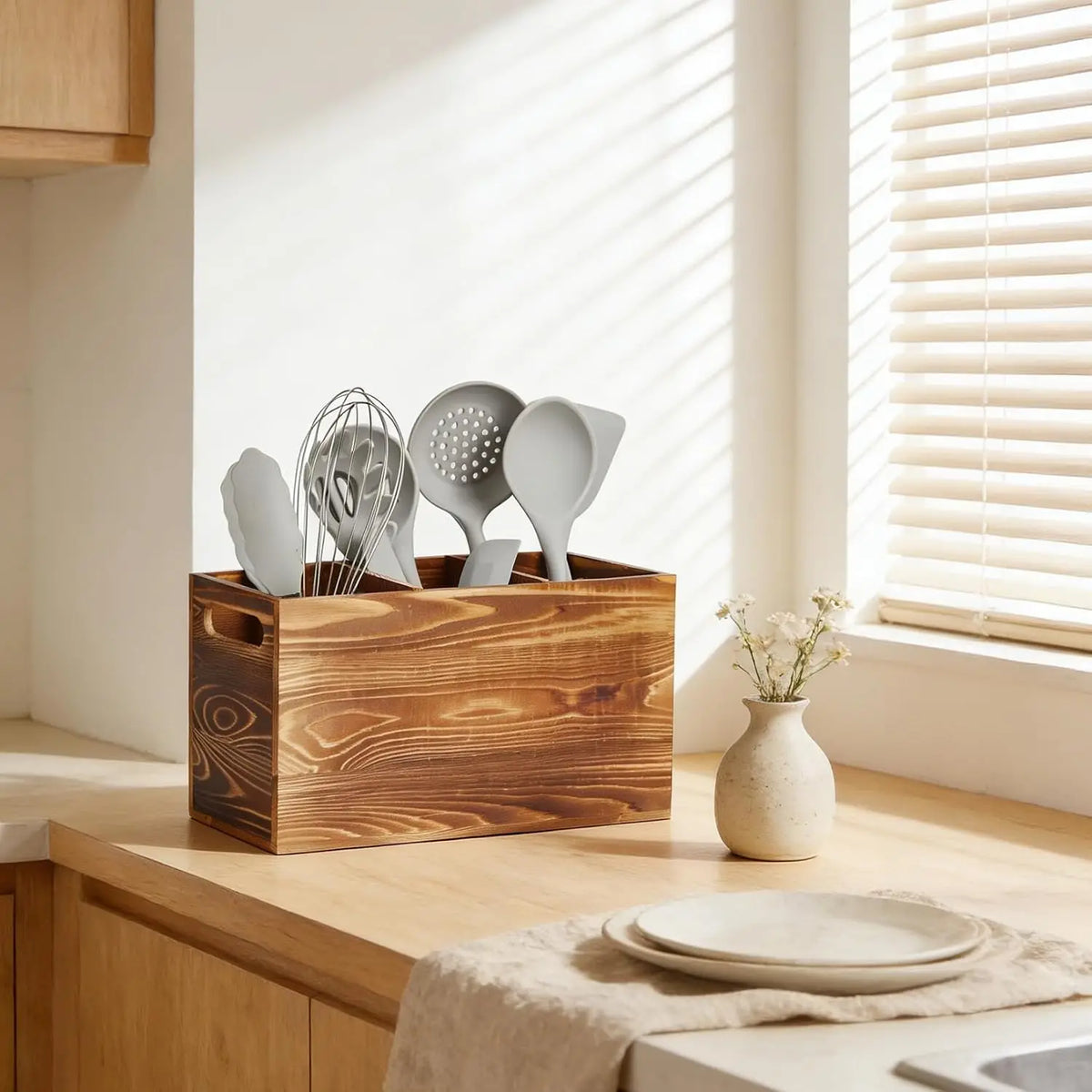 Garvee Rustic Wood Utensil Holder Caddy for Kitchen Countertop