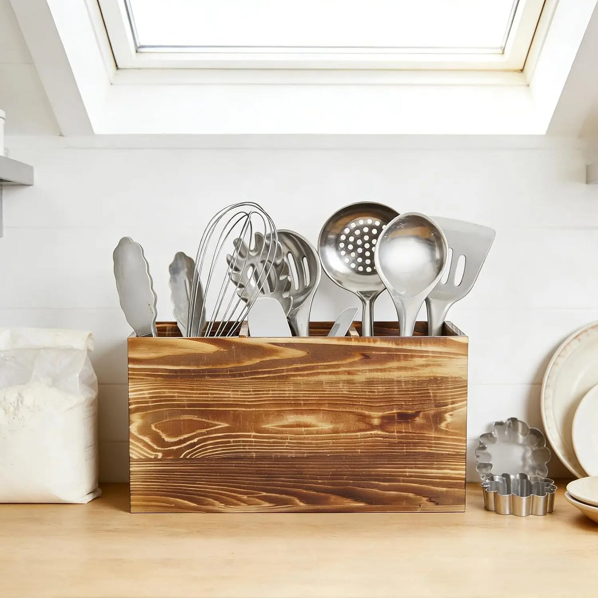 Garvee Rustic Wood Utensil Holder Caddy for Kitchen Countertop